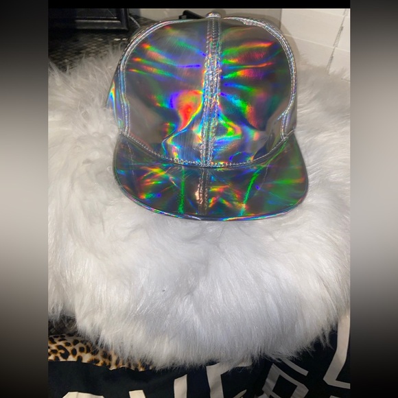 Silver hat - Picture 4 of 10